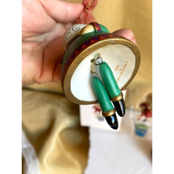 Hallmark Keepsake Magic Man Santa Claus ornament 3pc - Picture 7 of 8